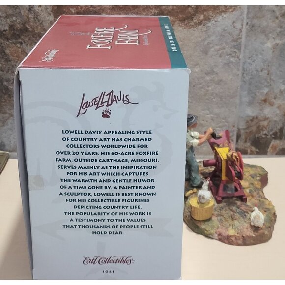 Ertl Foxfire Farm Figurine Easy Pickins Lowell Davis 1995 - Picture 3 of 15